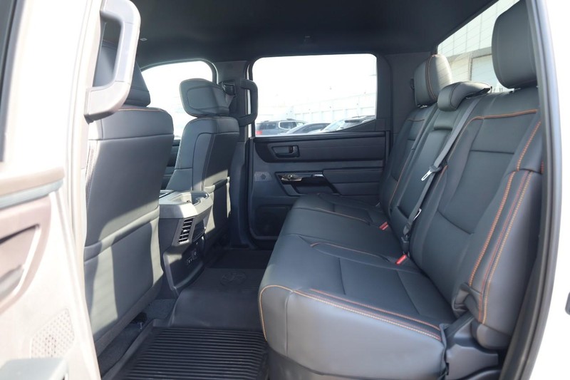 Toyota Tundra 4WD Vehicle Image 22