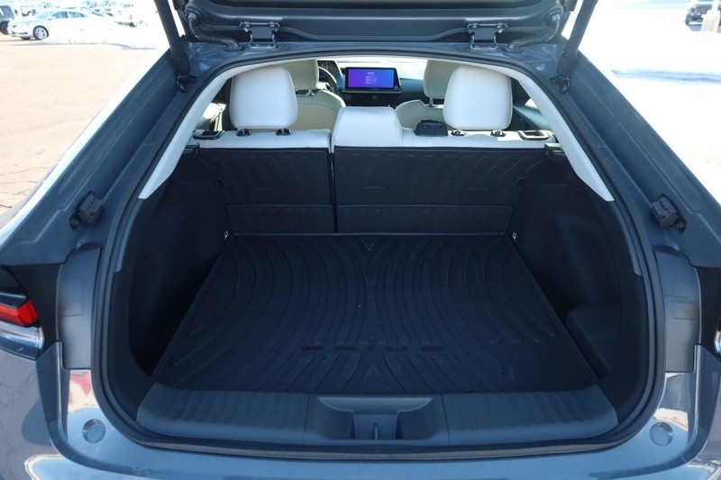Toyota Prius Vehicle Image 07