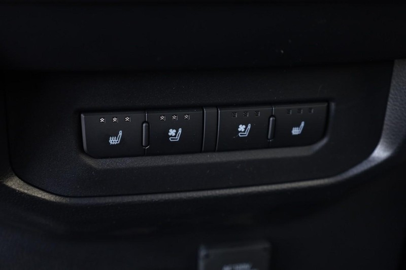 Toyota Tundra 4WD Vehicle Image 23