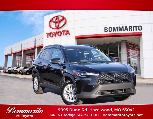 2024 Toyota Corolla Cross LE at Bommarito Toyota in Hazelwood MO