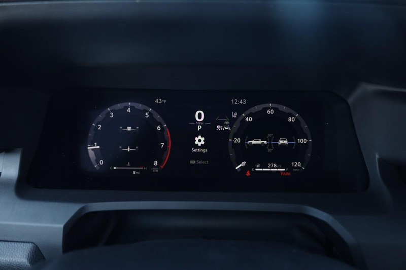 Toyota Tacoma 4WD Vehicle Image 10