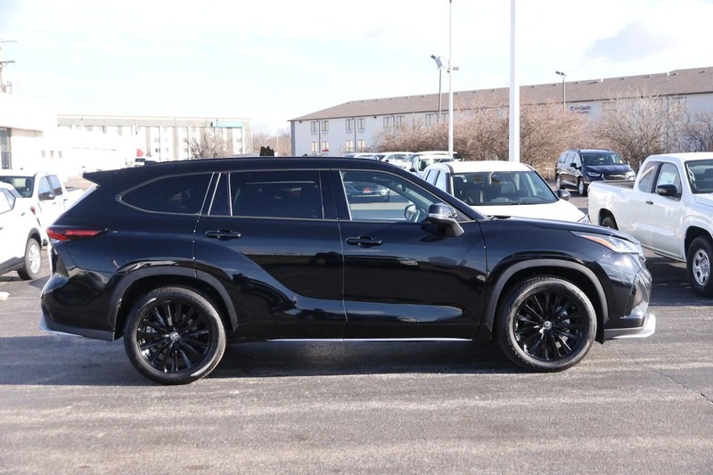 Toyota Highlander Vehicle Image 06