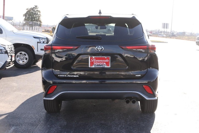 Toyota Highlander Vehicle Image 07