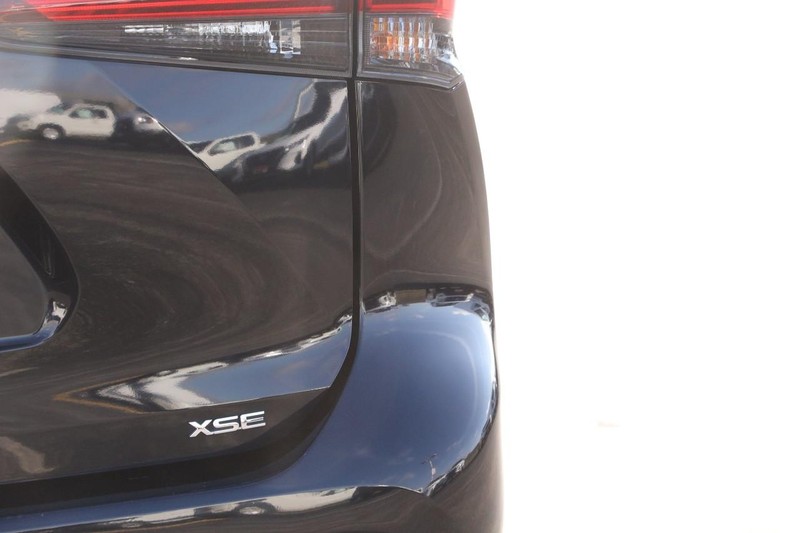 Toyota Highlander Vehicle Image 09