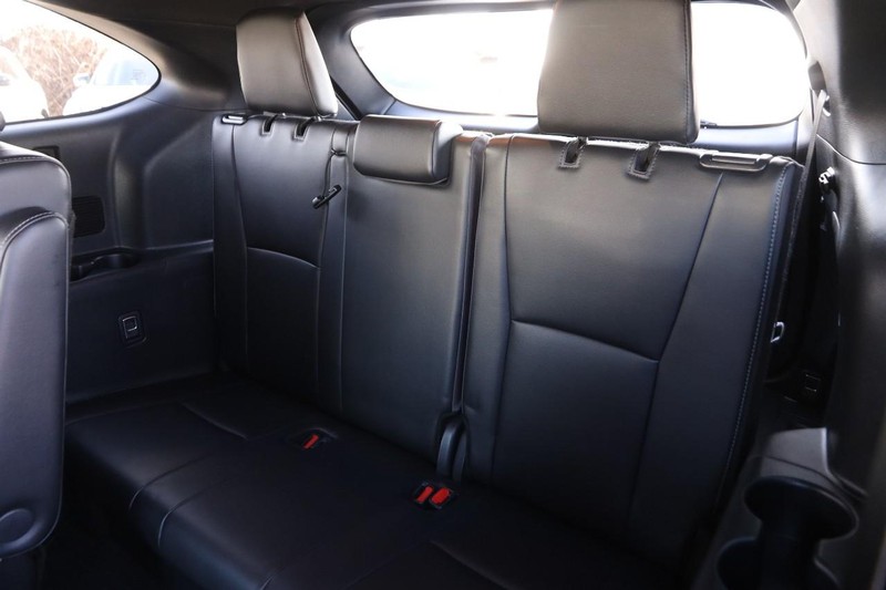 Toyota Highlander Vehicle Image 15