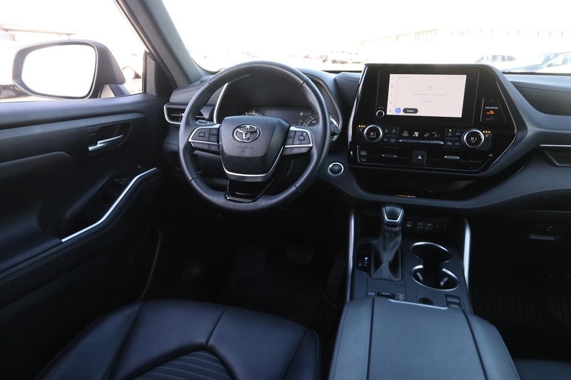 Toyota Highlander Vehicle Image 28