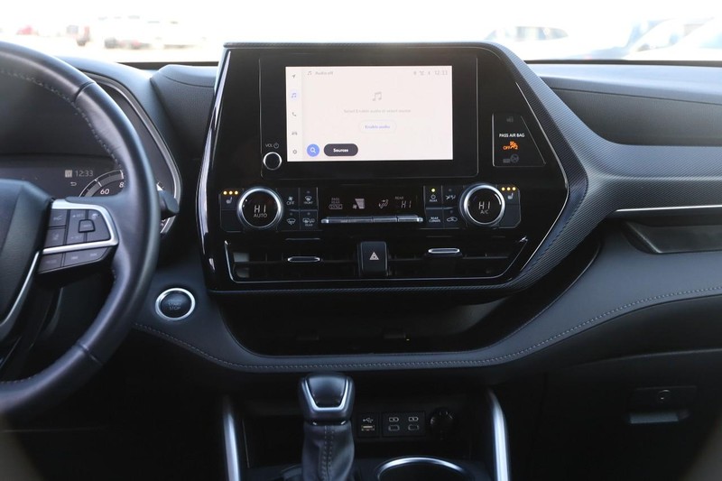 Toyota Highlander Vehicle Image 30