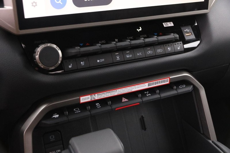 Toyota Tundra 4WD Vehicle Image 18