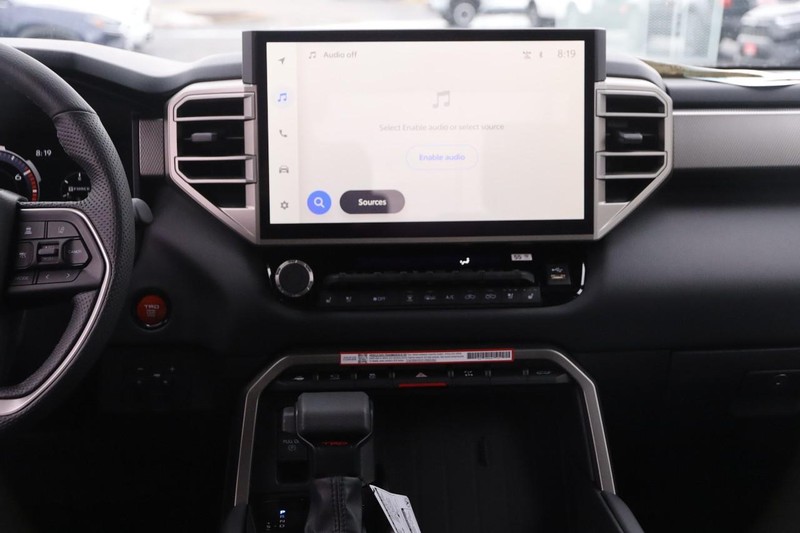 Toyota Tundra 4WD Vehicle Image 24