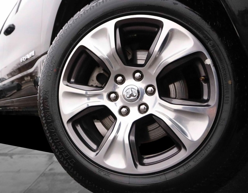Ram 1500 Vehicle Image 03
