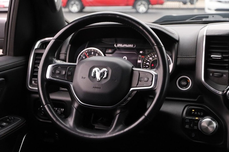 Ram 1500 Vehicle Image 24