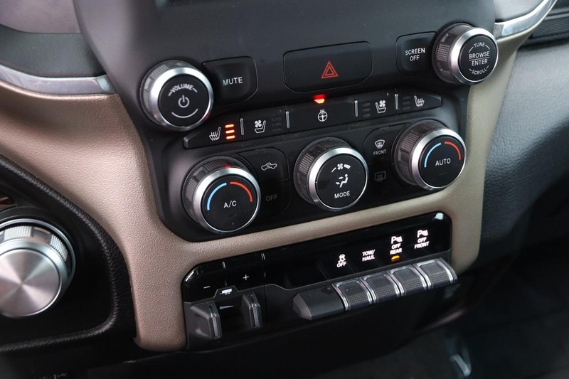 Ram 1500 Vehicle Image 17