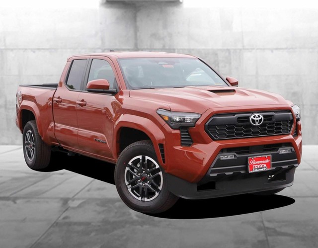 Used 2025 Toyota Tacoma TRD Sport with VIN 3TMLB5JN8SM097107 for sale in Hazelwood, MO