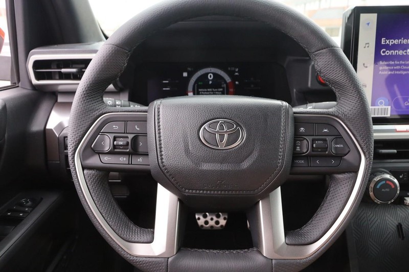 Toyota Tacoma 4WD Vehicle Image 10