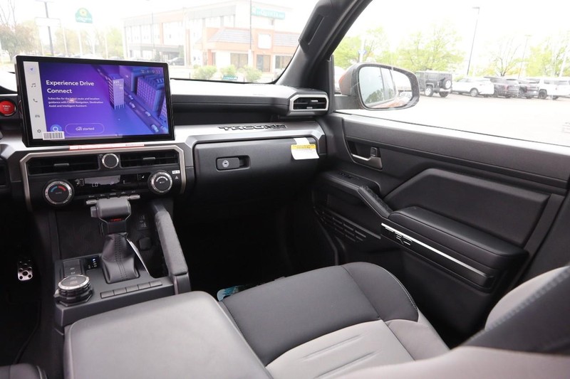 Toyota Tacoma 4WD Vehicle Image 24