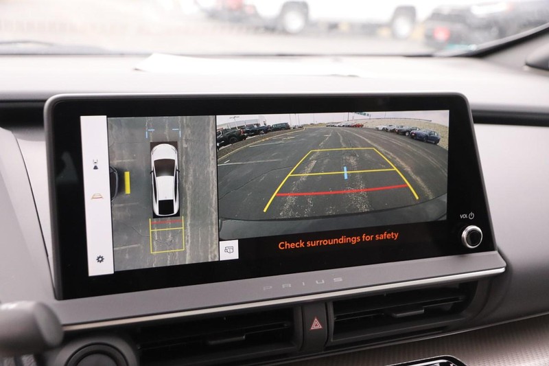 Toyota Prius Vehicle Image 22