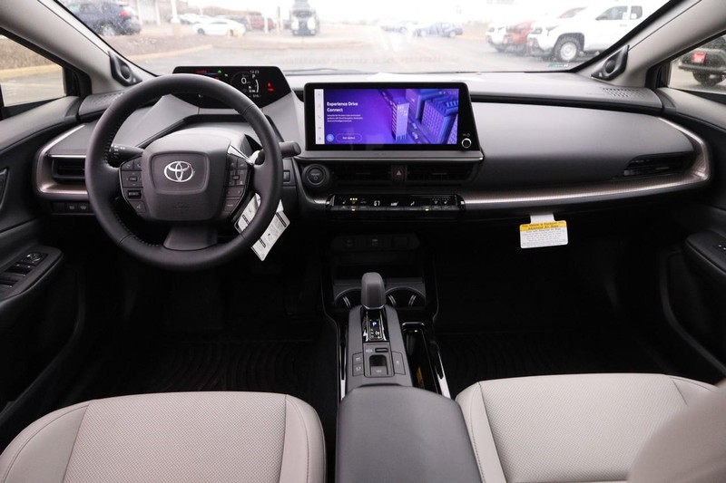 Toyota Prius Vehicle Image 23