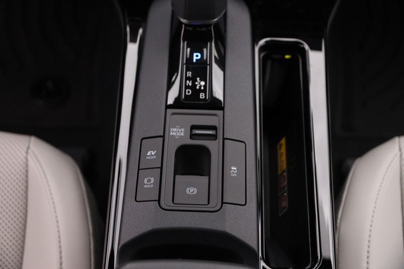 Toyota Prius Vehicle Image 28