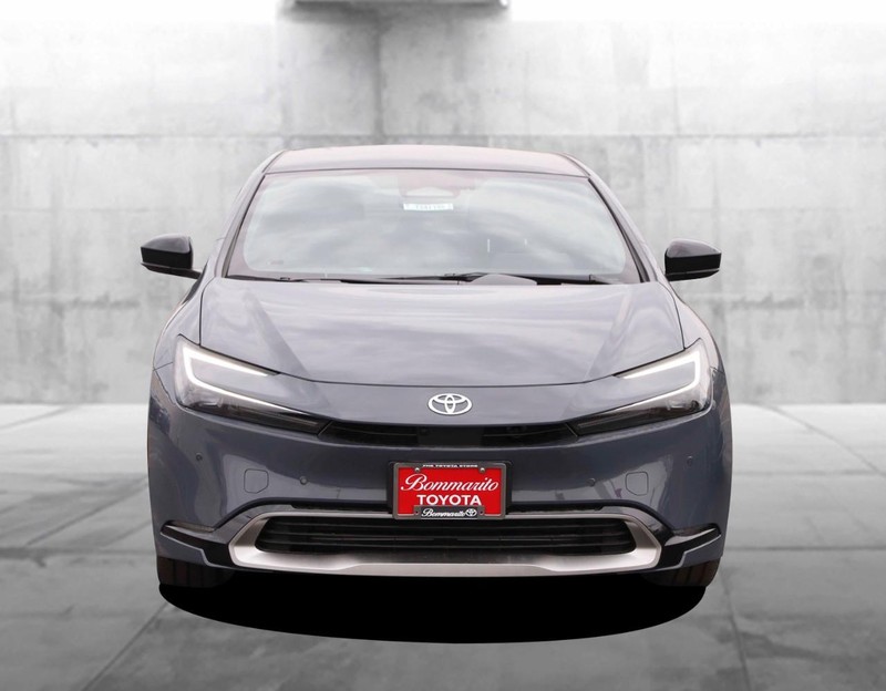 Toyota Prius Prime Vehicle Image 04