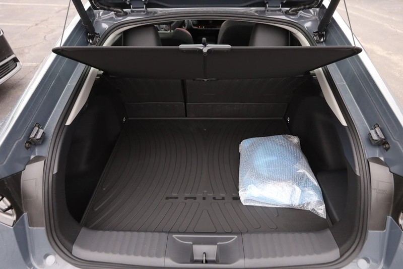 Toyota Prius Prime Vehicle Image 07