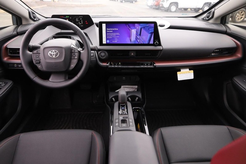 Toyota Prius Prime Vehicle Image 24