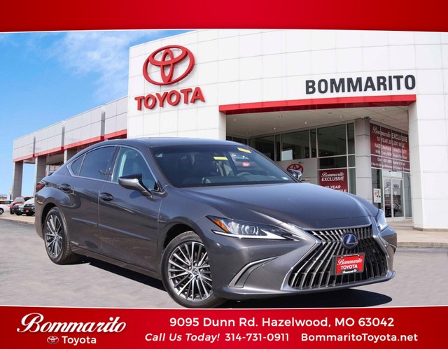 2022 Lexus ES ES 300h at Bommarito Toyota in Hazelwood MO