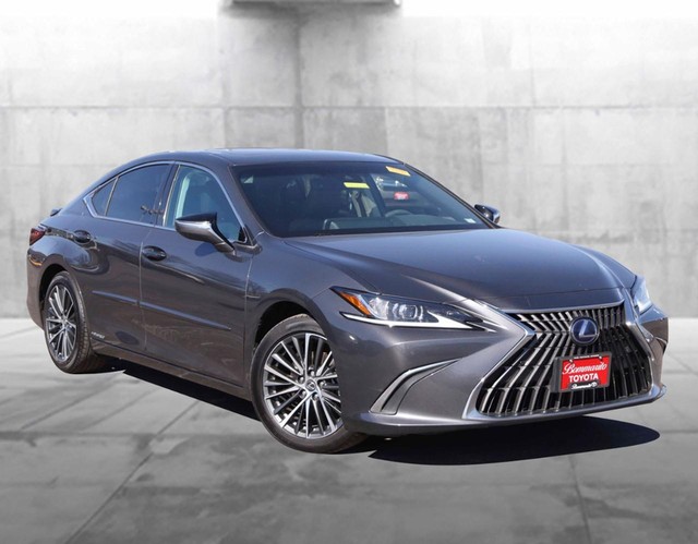 Used 2022 Lexus ES Hybrid 300h with VIN 58ADA1C16NU013994 for sale in Hazelwood, MO