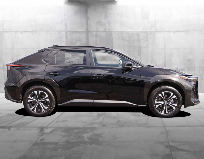 Toyota bZ4X Vehicle Image 05