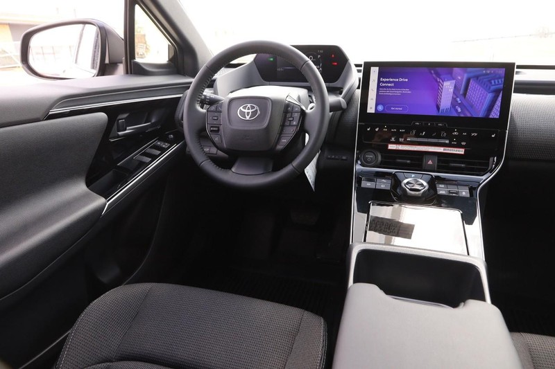 Toyota bZ4X Vehicle Image 22