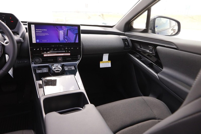 Toyota bZ4X Vehicle Image 25