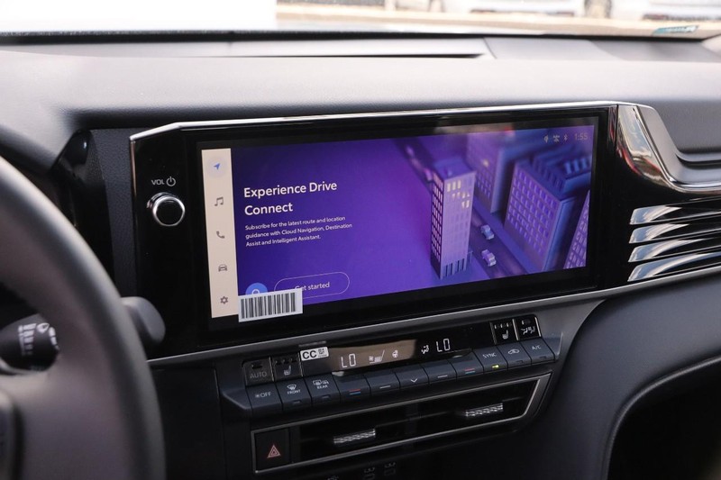 Toyota Camry Vehicle Image 15