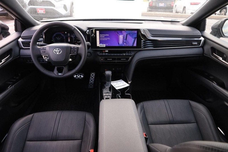 Toyota Camry Vehicle Image 22