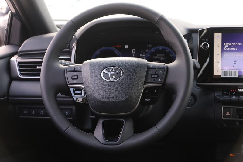 Toyota Camry Vehicle Image 23