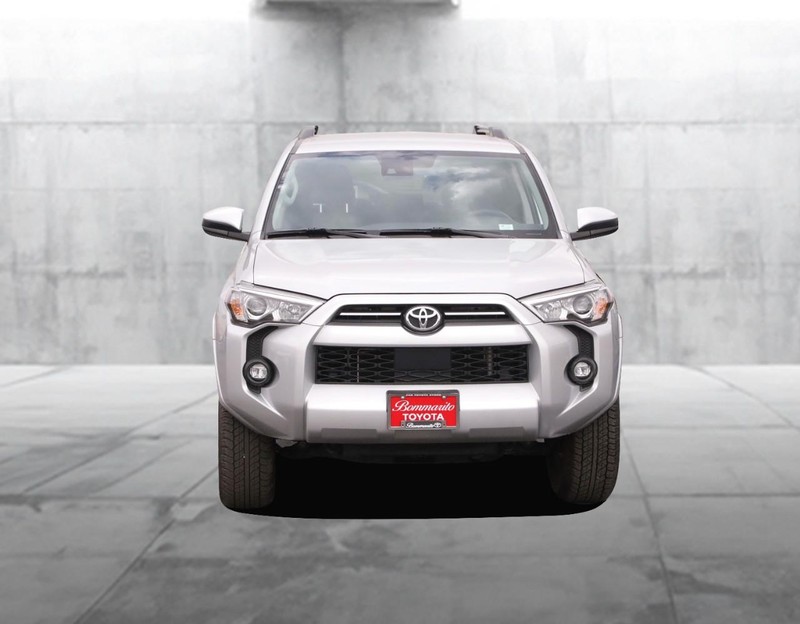 Toyota 4Runner Vehicle Image 04