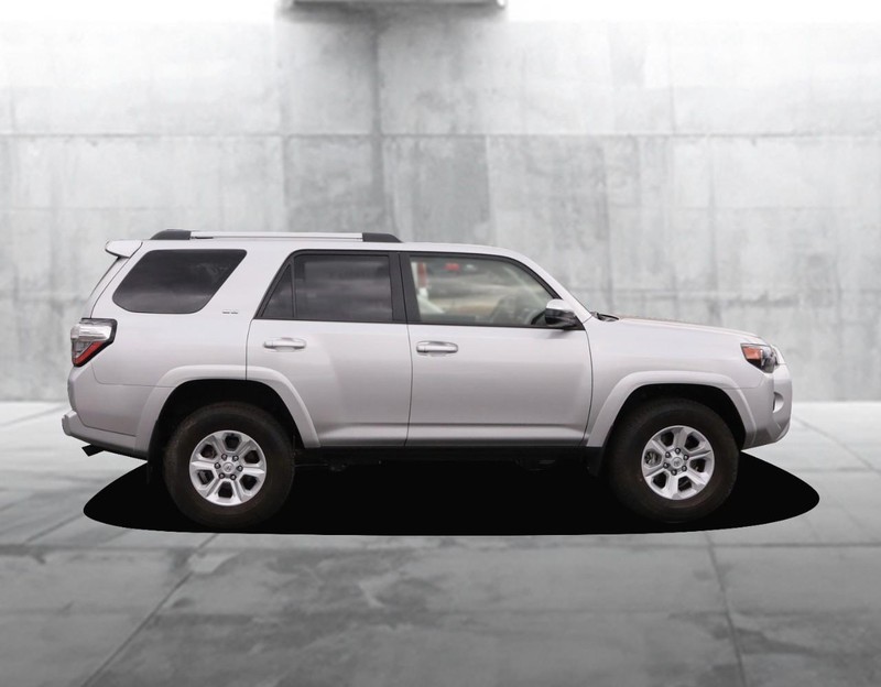 Toyota 4Runner Vehicle Image 05