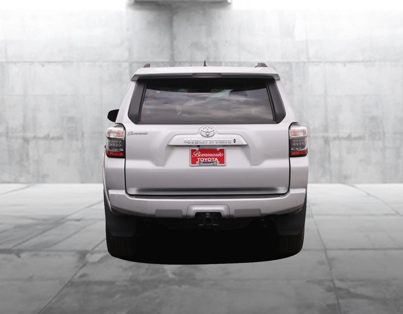Toyota 4Runner Vehicle Image 06