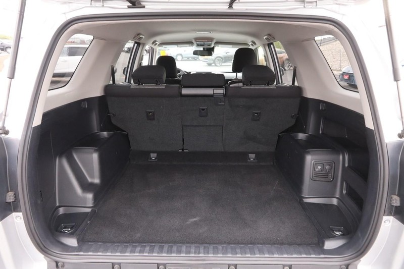 Toyota 4Runner Vehicle Image 07