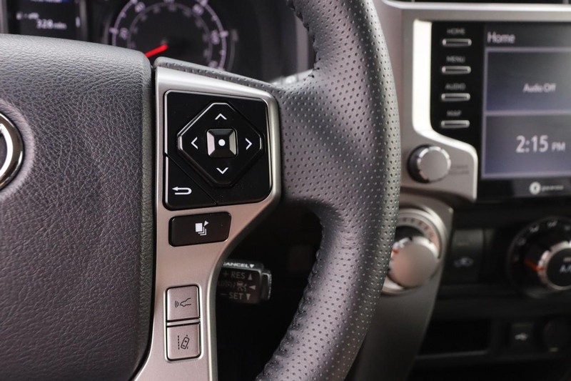 Toyota 4Runner Vehicle Image 12