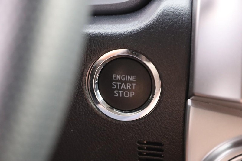 Toyota 4Runner Vehicle Image 14
