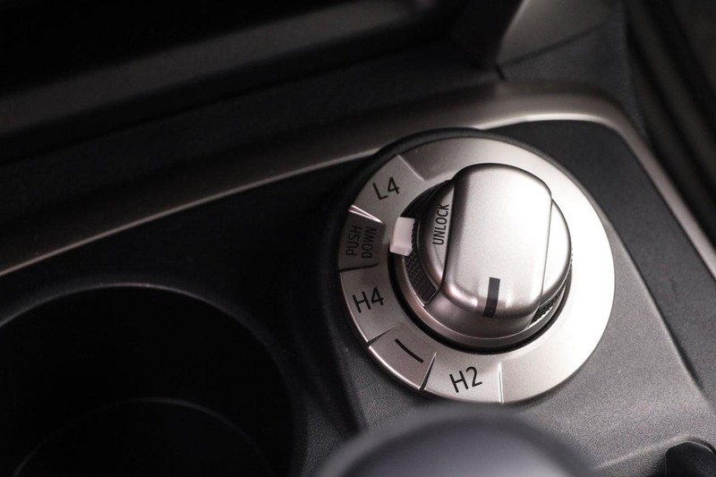 Toyota 4Runner Vehicle Image 18
