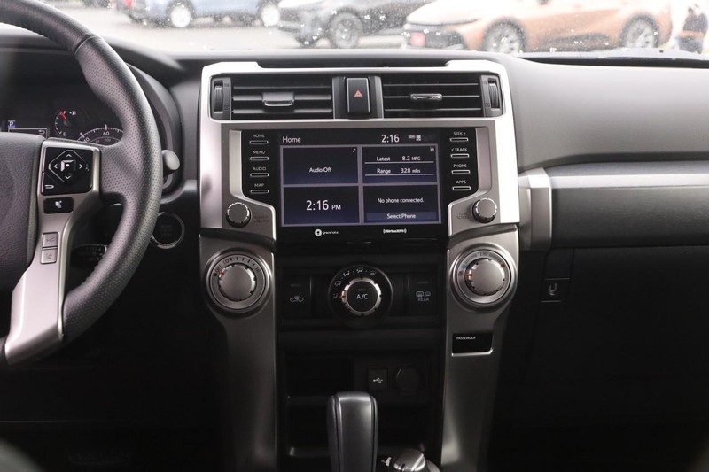 Toyota 4Runner Vehicle Image 23