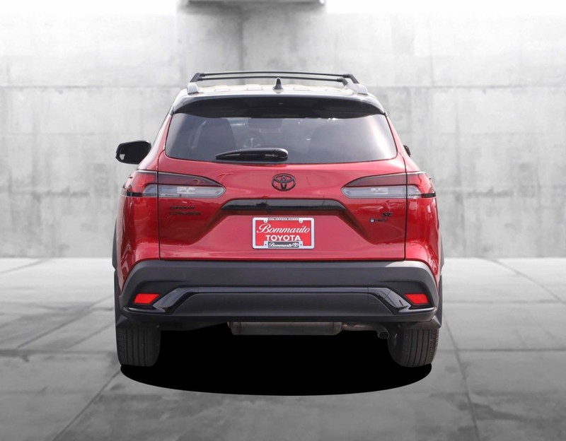 Toyota Corolla Cross Vehicle Image 06