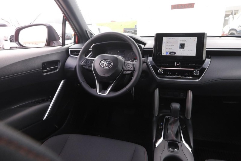 Toyota Corolla Cross Vehicle Image 21