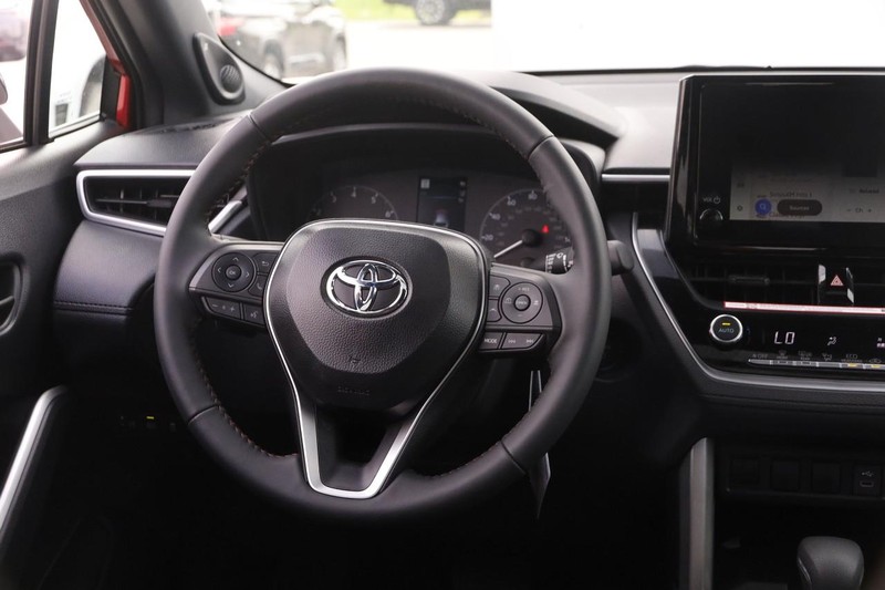 Toyota Corolla Cross Vehicle Image 22