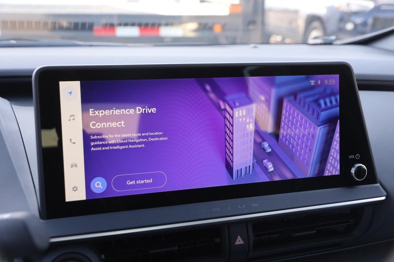 Toyota Prius Vehicle Image 16