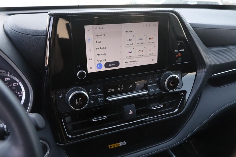 Toyota Highlander Vehicle Image 17