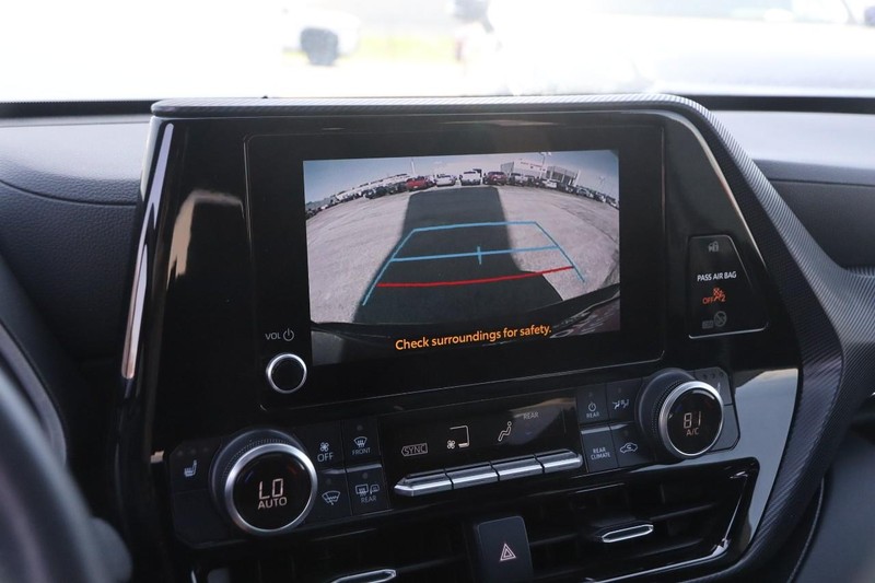 Toyota Highlander Vehicle Image 18