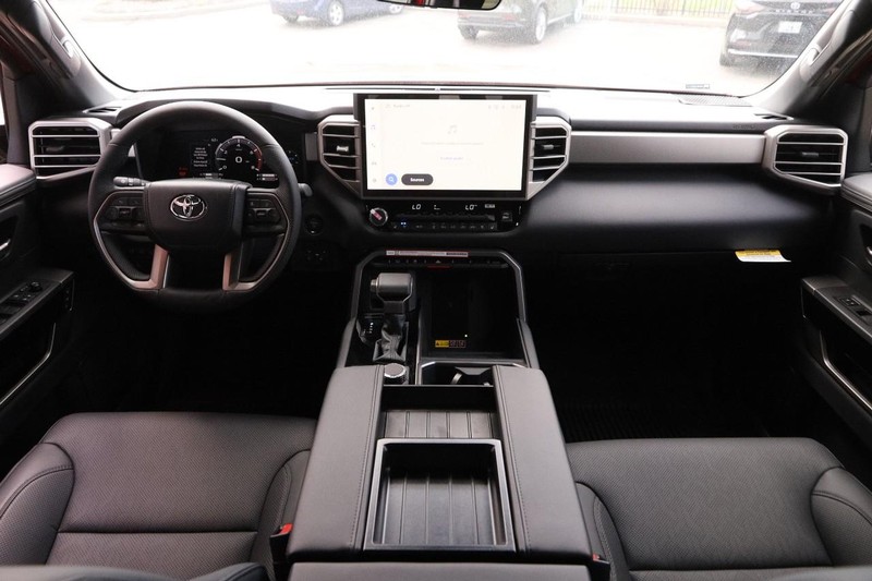 Toyota Tundra 4WD Vehicle Image 22