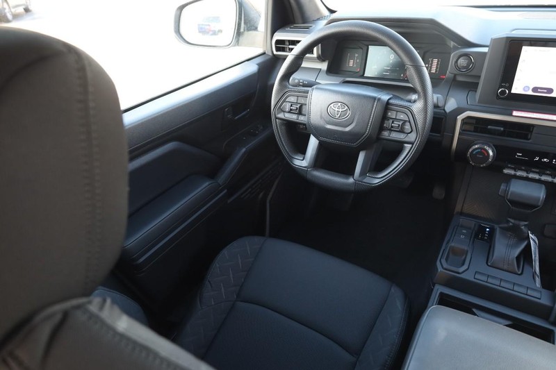 Toyota Tacoma 2WD Vehicle Image 22