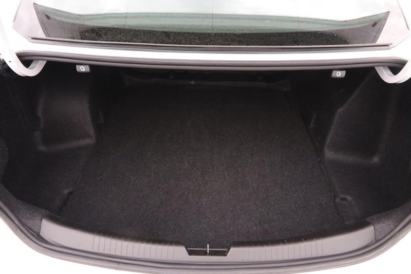 Chevrolet Malibu Vehicle Image 07